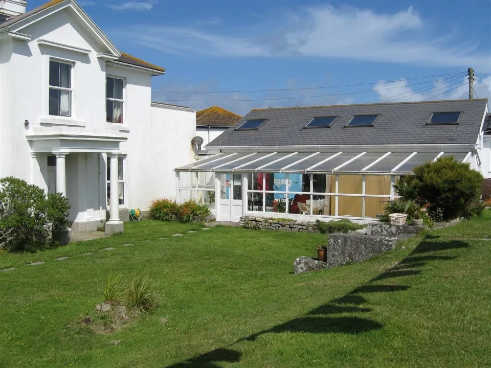 Day 4 boswedden house pool in conservatory